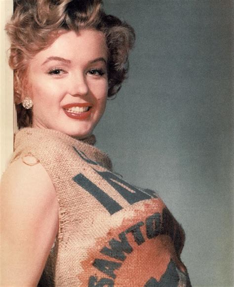 marilyn monroe lipstick alley